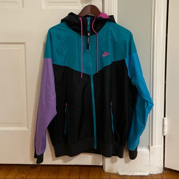 Nike Jacket - Picture 1 of 3